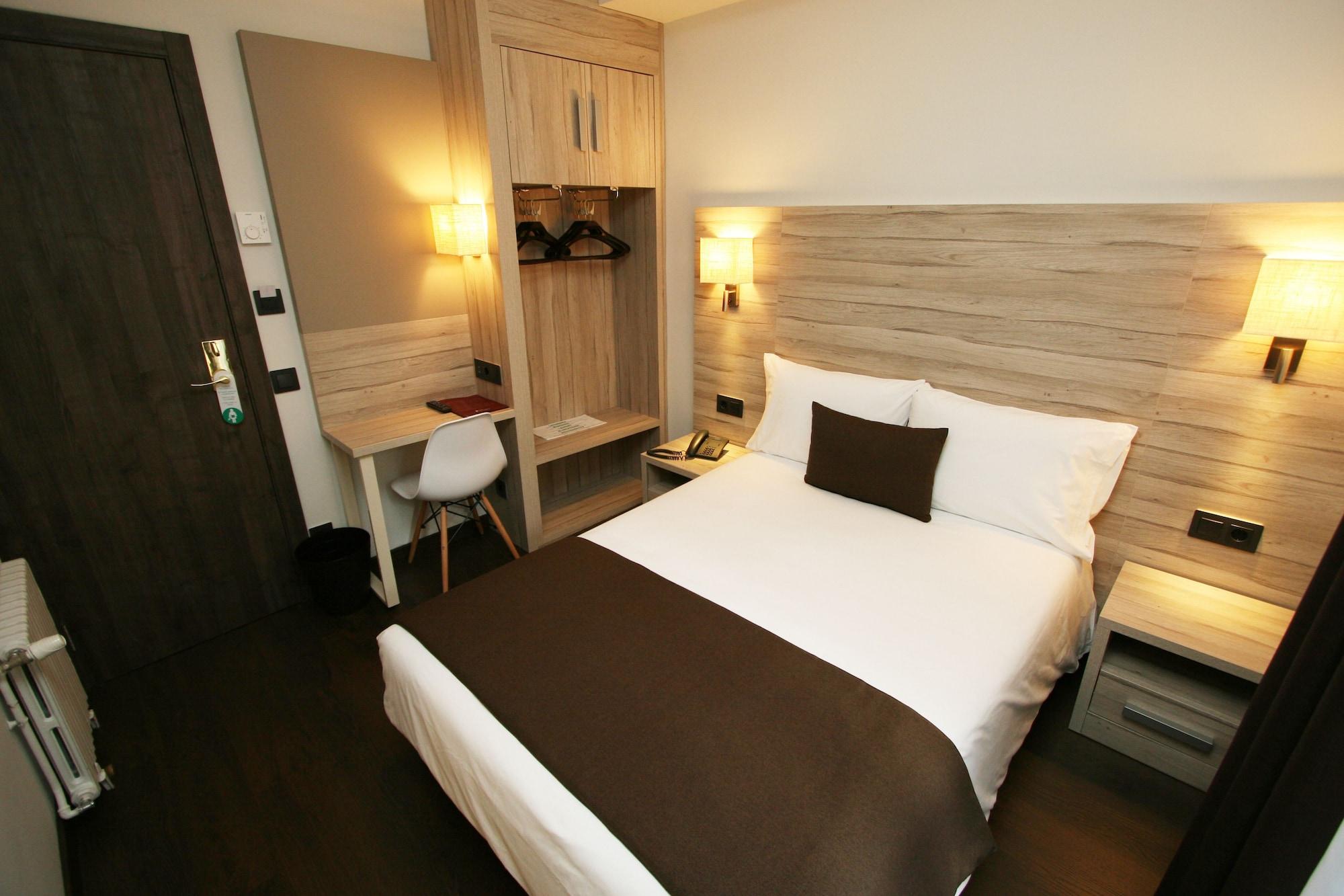 Hotel Pyrenees Andora  Zewnętrze zdjęcie